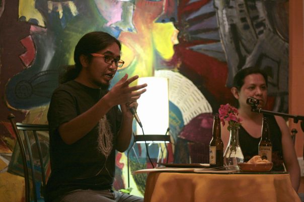 Los dos poetas ya tienen trayectoria dentro de la escena poemistíca de Guadalajara. Además tienen proyectos como los libros "cartoneros".